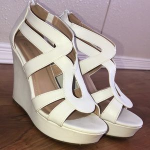 White wedges